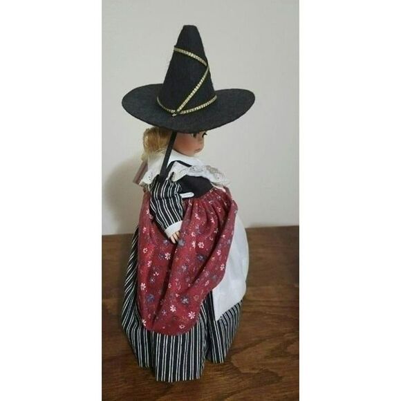 Madame Alexander Mother Goose Doll - Picture 2 of 7